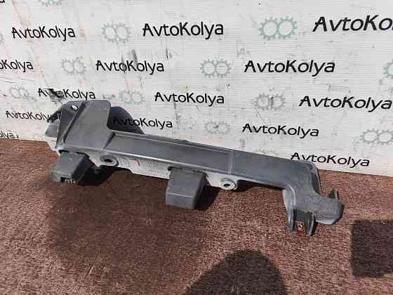 Кронштейн кріплення передньго крила правий Renault Kangoo 2013-2021 (631226477R) Ковель