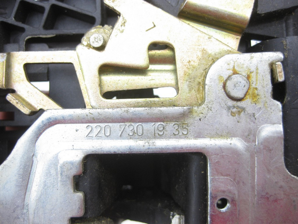 Mercedes-Benz  A2207301935 Замок задніх лівих дверей з дотяжкою S-Class W220 Одесса - изображение 8