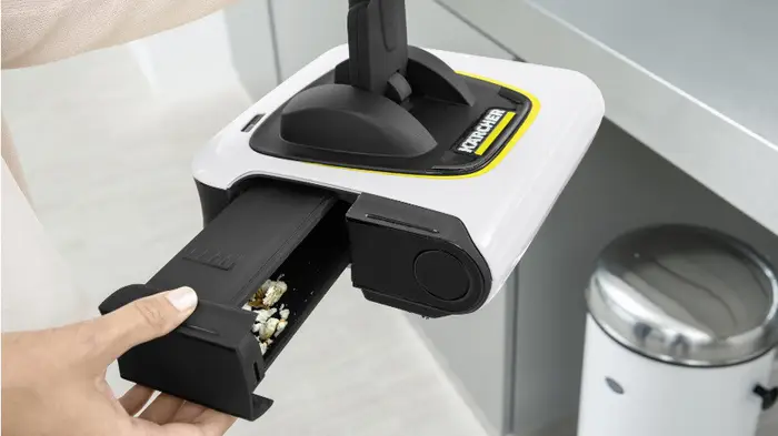 Професійний акумуляторний електровіник Karcher KB 5 : з АКБ 3.6V, ширина щітки 21 см (1.258-050.0) Київ - фото 4