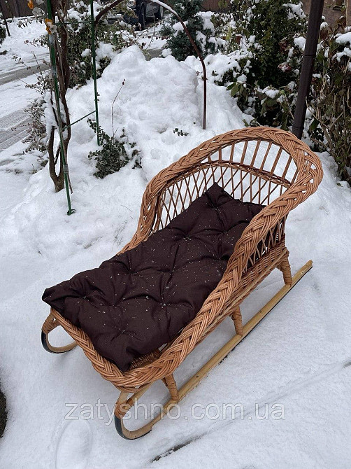Санки  из лозы с коричневой подушкой Киев - изображение 1