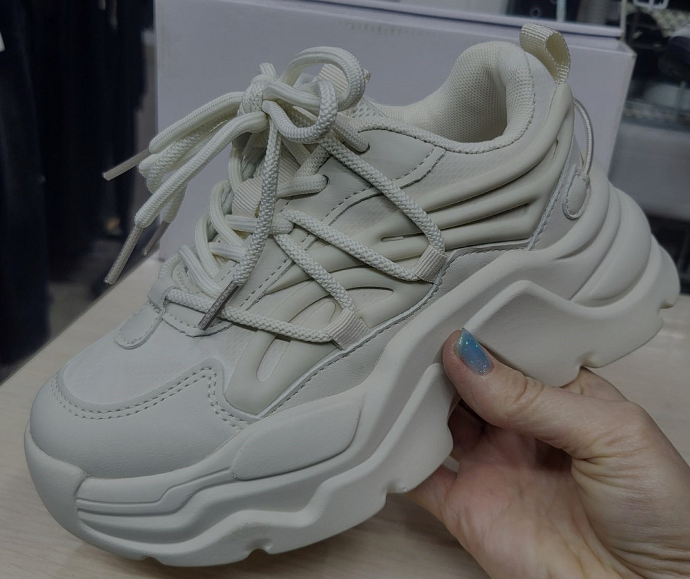 Кроссовки  для девочки подростка светло - серые 33,34,35,36,37,38 Николаев - изображение 3