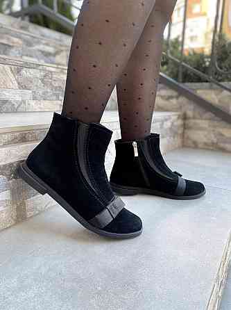 Maxi Жіночі черевики Maxi чорні натуральна замша 37-39р. (1105) Коломия