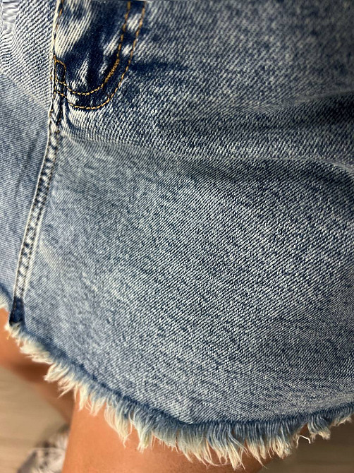 Шорты юбка женские джинсовые Vanver 8103 с бахромой короткие пояс-цепь голубые, голубой, 27, 27, 74 см, 106 см Киев - изображение 7