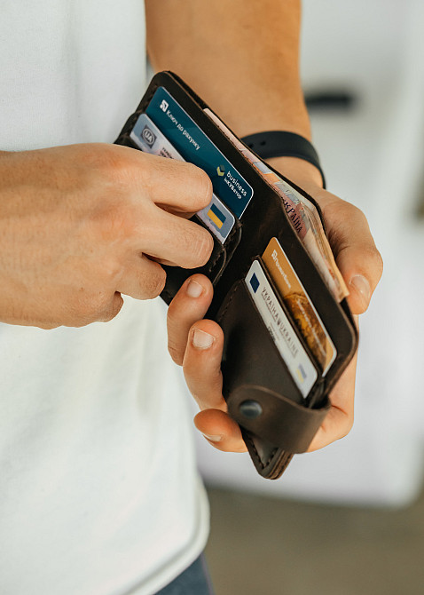 Чоловічий гаманець із натуральної шкіри, місткий гаманець, чоловічий на кнопці гаманець із Crazy HorseMasterSem Київ - фото 4