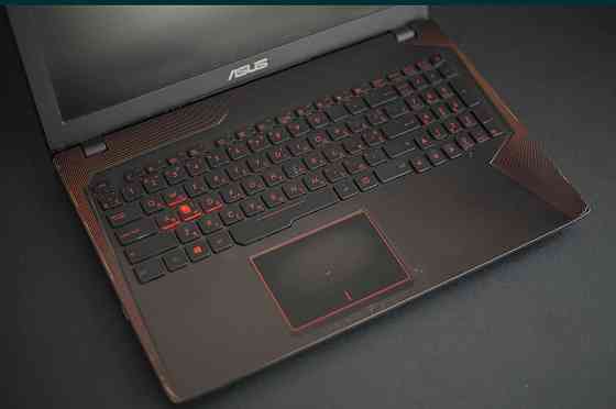 Ноутбук Asus FX 553VE-DM406 i5-7300HQ-GTX 1050Ti Київ