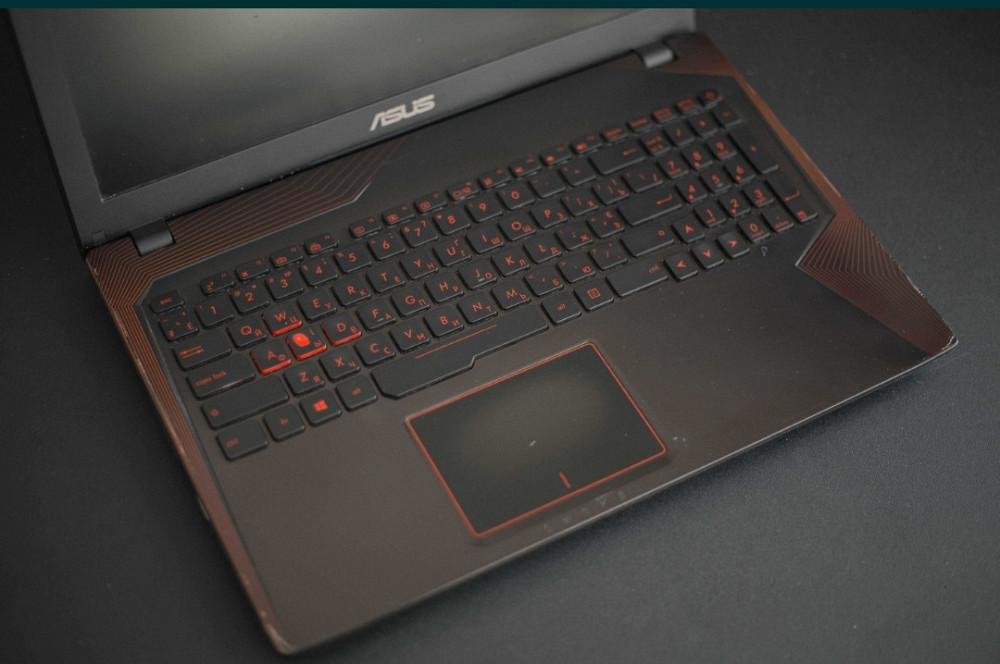 Ноутбук Asus FX 553VE-DM406 i5-7300HQ-GTX 1050Ti Київ - фото 3