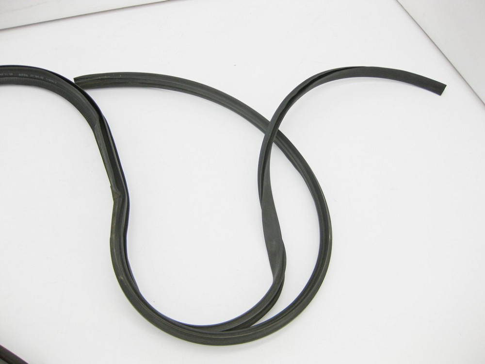 Mercedes-Benz  A2206903998 Ущільнювач над лівими дверима long S-Class W220 Одеса - фото 6