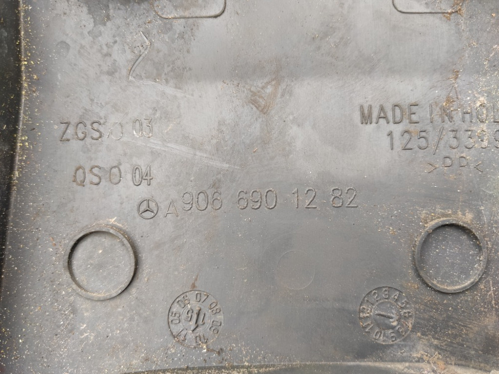 Накладка кузова бокова права Mercedes Sprinter 2006-2017 (A9066901282) Ковель - изображение 2