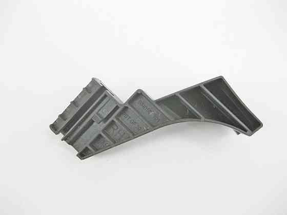 Mercedes-Benz  A1647330414 Тримач - кронштейн рами ручки на замку задніх правих дверей GL X164 ML W164 Одеса