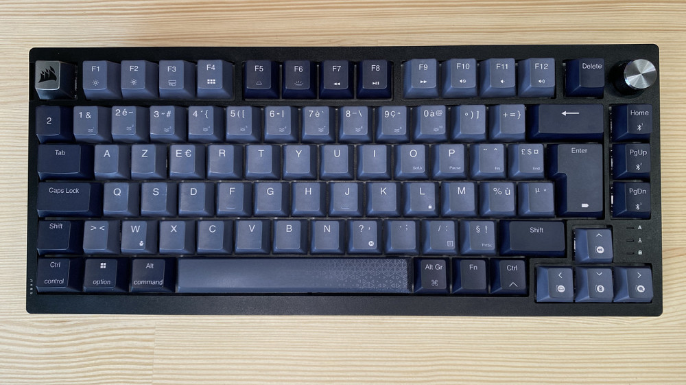 Ігрова механічна клавіатура Corsair K65 Plus Wireless RGB 75% MLX Red Hot-Swap AZERTY безпровідна фірмова геймерська Київ - фото 3
