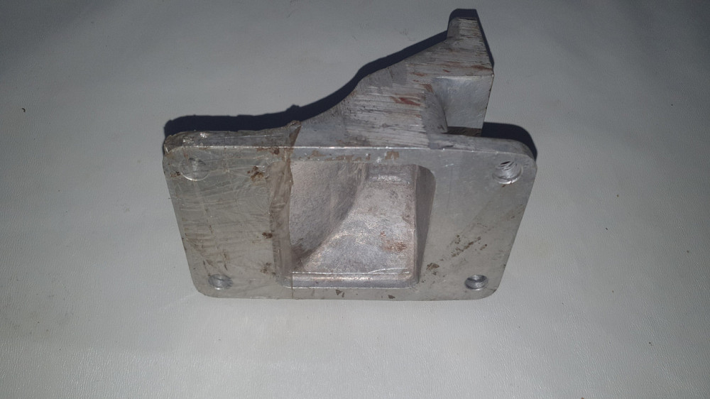 Кронштейн двигателя правый ГАЗ-560. 330242-1001012. Харьков - изображение 1