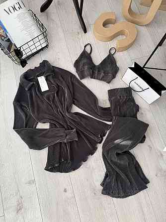 Женский легкий базовый костюм тройка: рубашка топ и штаны плиссе 48/50, Графит Одесса