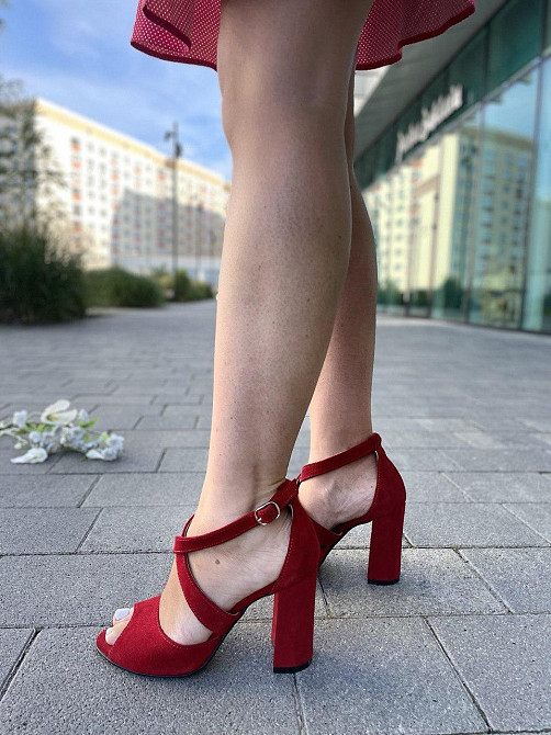 Nivelle Красиві жіночі босоніжки замшеві червоні на високому стійкому каблуці NIVELLE 1815/9510 Коломия - фото 1