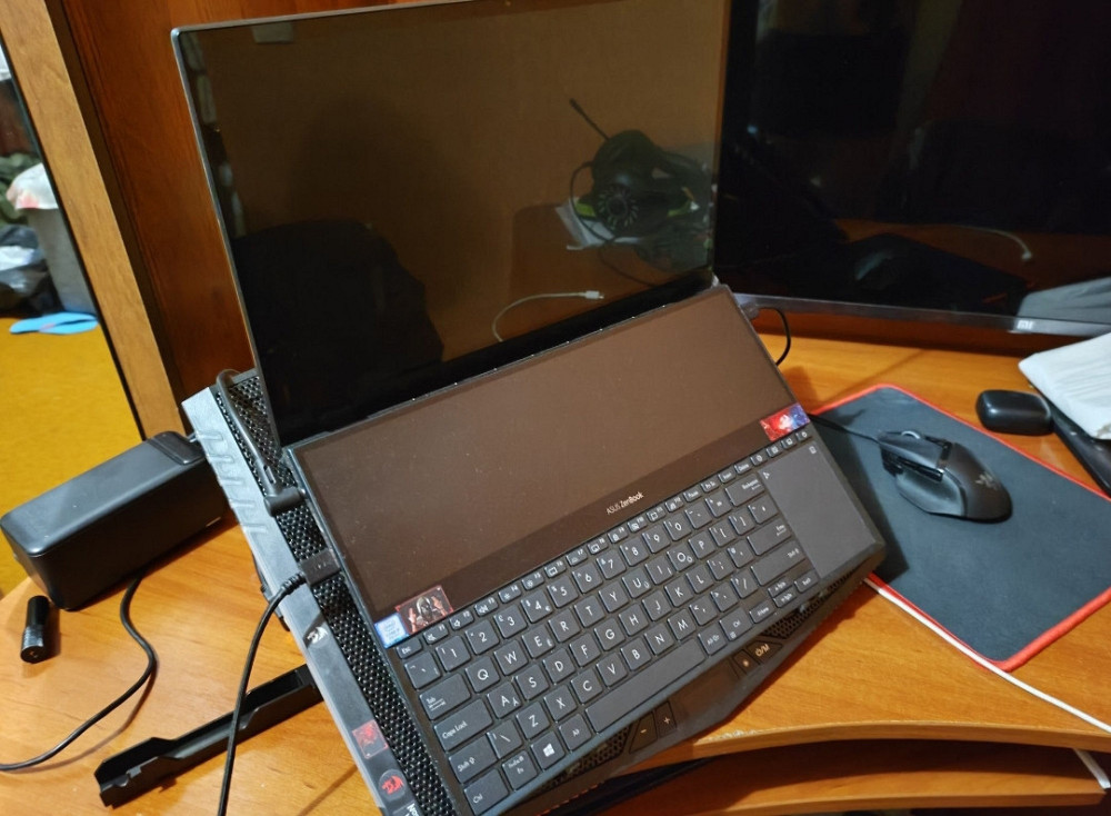 Ігровий ноутбук Asus Zenbook i9-9980 / rtx 2060 6 gb / 1tb ssd / 32 gb из Харків - фото 2