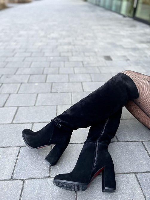Nivelle Чоботи жіночі NIVELLE чорні замша натуральна высота 42см обхват голени 39-40см каблук 1 Коломыя - изображение 3