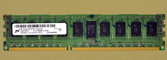 Модуль памяти MICRON 2 ГБ PC3-10600R DDR3-1333  ECC 2RX8 CL9 240 PIN 1.5 В (MT18JSF25672PDZ-1G4G1HE) Днепр - изображение 2