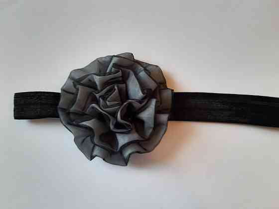 Дитяча чорна пов'язка - розмір універсальний (на резинці), квітка 7см Київ