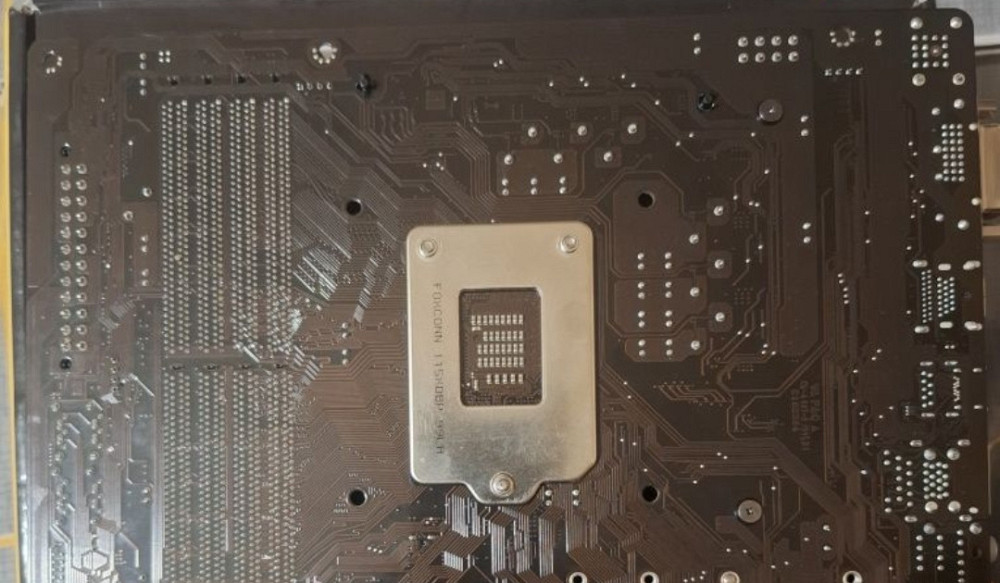 Материнская Плата Gigabyte Z390M Киев - изображение 3