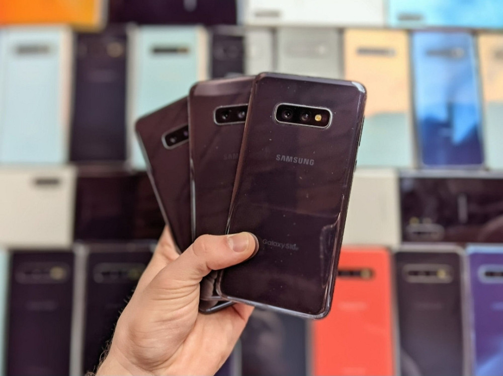 Смартфон Samsung Galaxy s10e 128Gb Prism Black Київ - фото 1