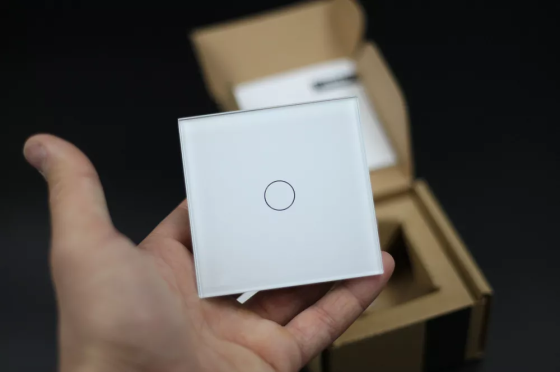 LIVOLO Безшумний сенсорний вимикач 1 сенсор Livolo білий скло (VL-C701Q-11) Коломия