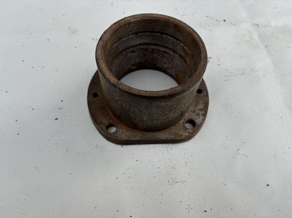 Стакан подшипника вала отбора мощности ЮМЗ. 40-4202034-А1. Харьков - изображение 1