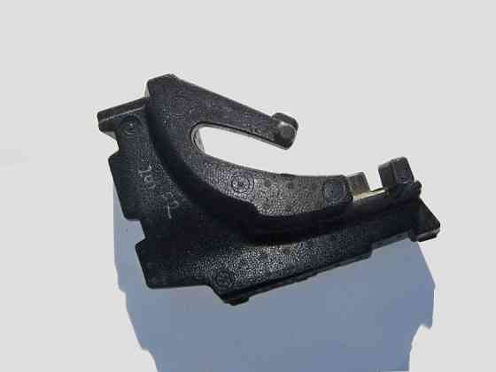 Mercedes-Benz  A2057270616 Пінопластовий ущільнювач внизу передніх правих дверей задня частина C-Class W205 Одеса