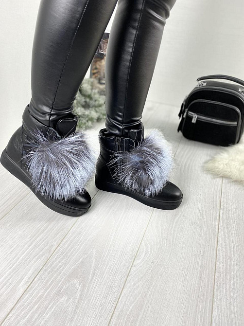 ITTS Угги жіночі ITTS чорні натуральна шкіра висота 13 см ( -8) Коломия - фото 1