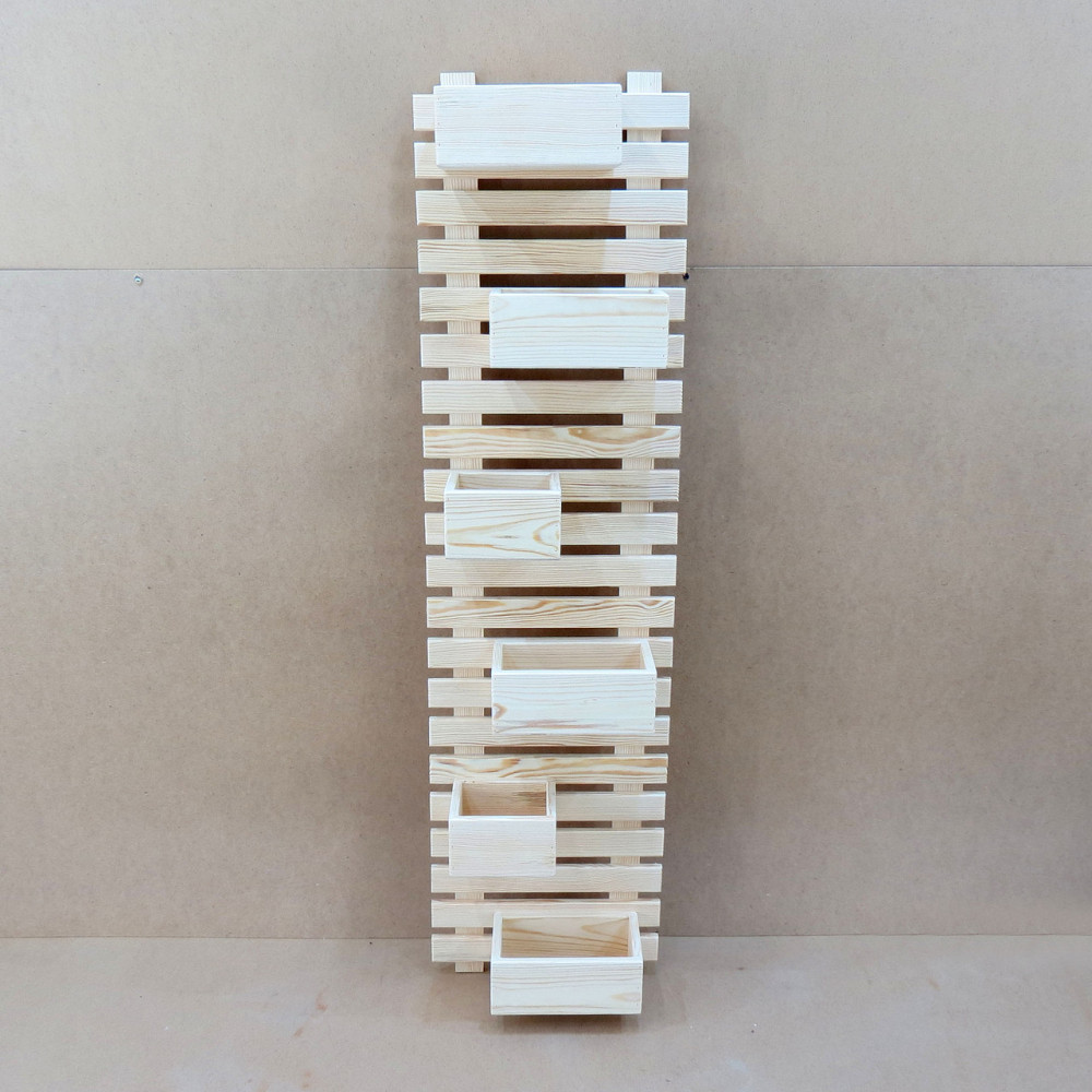 Полка настенная для цветов 