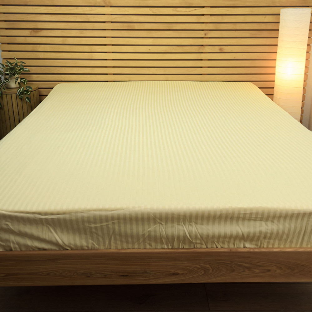 Простынь на резинке двуспальная страйп-сатин 100% хлопок 160х200х25см 125г/м2 (Шампань) Сумы - изображение 1