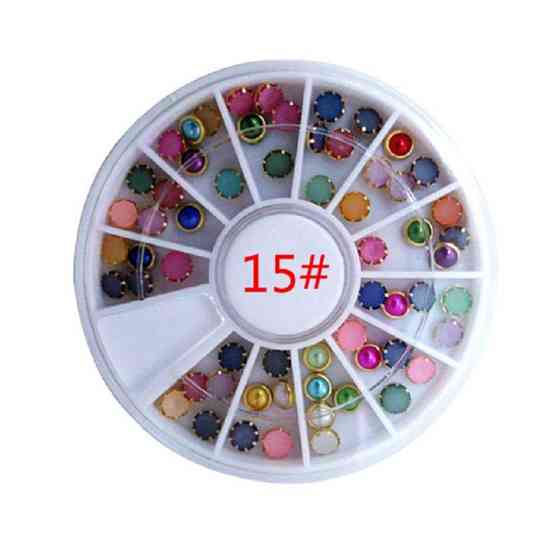 Різнокольорові стрази на нігті Київ