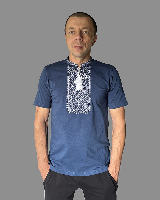 Чоловіча синя вишиванка з білим орнаментом L Київ - фото 1