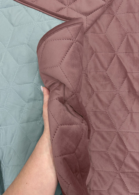 Покривало стьобане Decorator Велюр куб 220х240 см марсала (85-160) Київ - фото 2