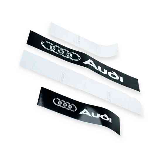 Наклейка на пороги "автомобіль Ауді" (4шт) Мукачево