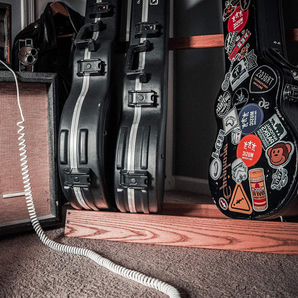 Напольная стойка для гитар 