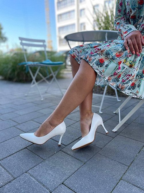 Loretta Стильні туфлі на тонких підборах жіночі весна-осінь зі штучної шкіри білі (5451) р. 36- Коломия - фото 8