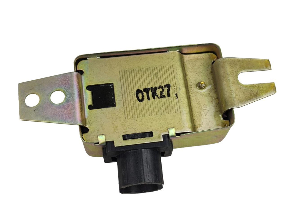 Регулятор ЗИЛ, ГАЗ, ГАЗон, УАЗ 14В (с генератором Г250-Е2,Г250-И1, Г250-Н) реле зарядки напряжения Мукачево - изображение 1