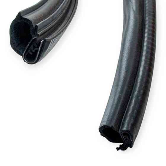 Уплотнитель двери ГАЗ 4301, 3307, 53, ЗАЗ 1102 Таврия (погонный метр) проема Мукачево