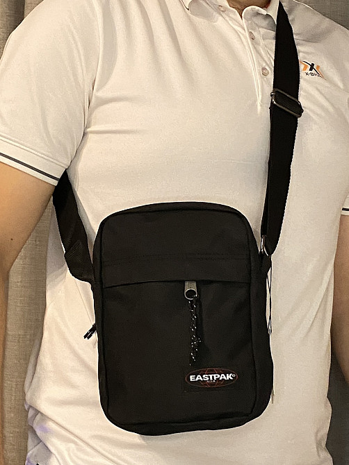 Сумка через плече Eastpak THE ONE Country Beige чорний Запоріжжя - фото 3