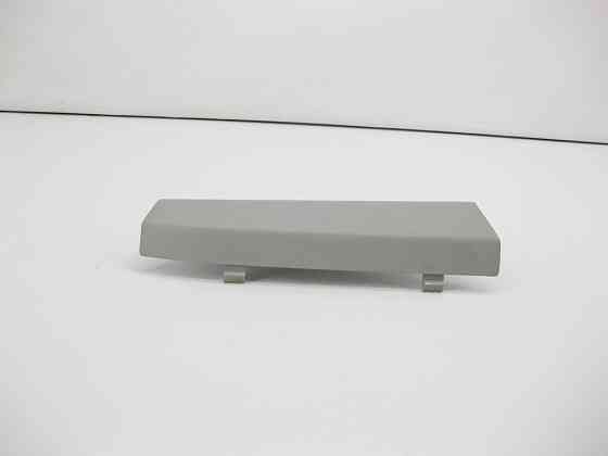 Mercedes-Benz  A2047231208 7E94 Кришка сіра на передній правій дверній карті до блоку керування дверей C-Class W204 Одеса