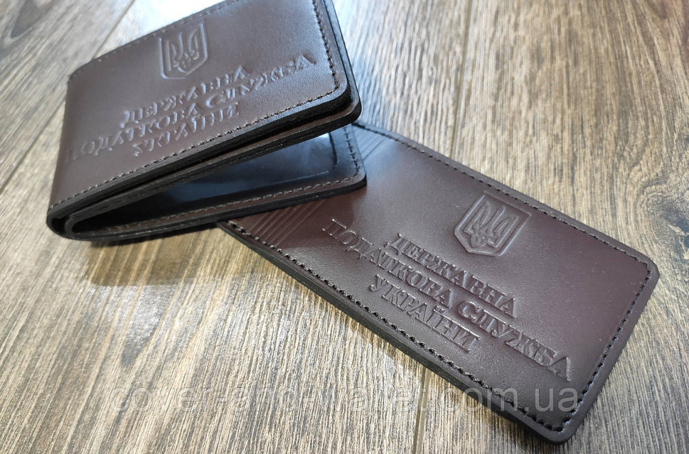 Обложка с дополнительным клапаном на удостоверение 