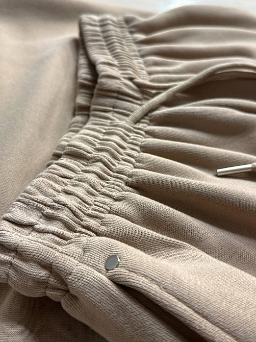 Костюм женский A-N 27063 свитшот и джогеры оверсайз с вышивкой бежевый, бежевый, M Киев - изображение 4