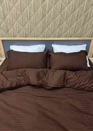 Комплект постільної білизни Страйп-сатин Двоспальний 180х220 з простирадлом на резинці Шоколадний (88-185) Київ
