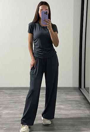 Жіночий прогулянковий оверсайз костюм двійка: футболка і штани віскоза Одеса
