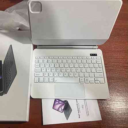 Чехол магнитний iPad Pro 11 A2837 A3358 Клавиатура (белый) Одесса