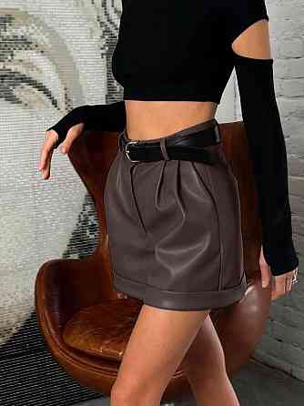 Женские базовые короткие шорты из экокожи Шоколад, 50/52 Одесса
