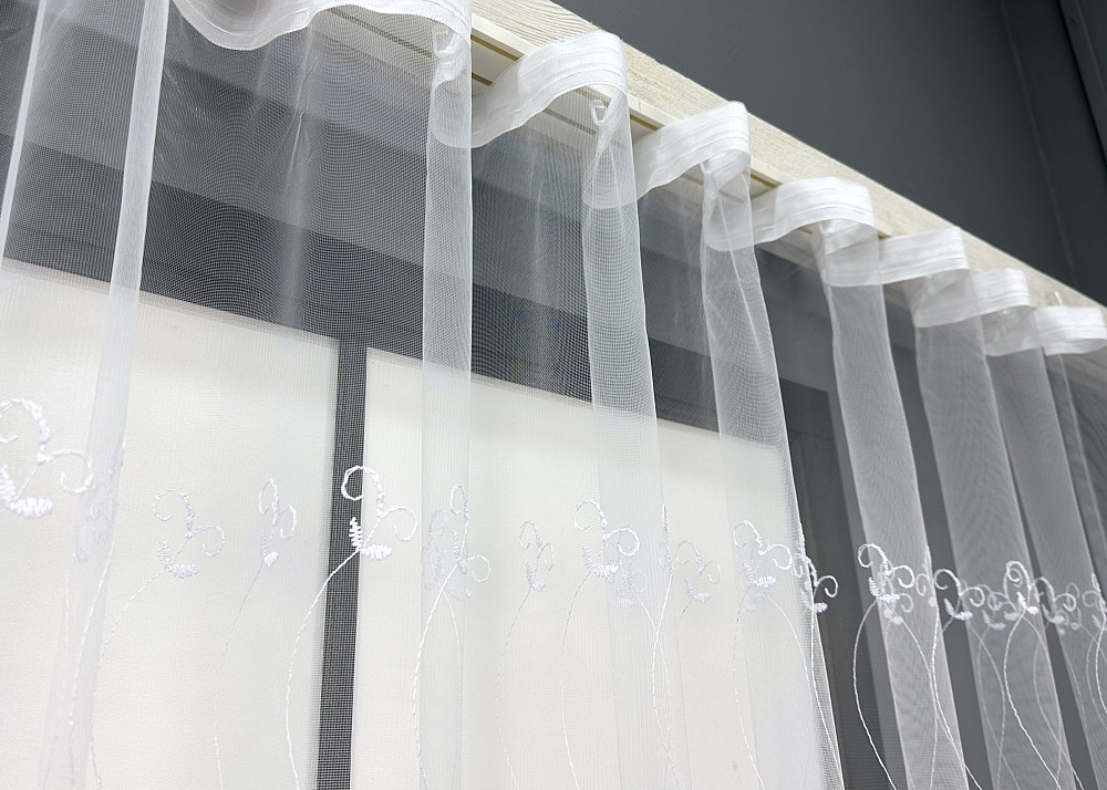 Тюль VR-Textil 1892т Фатин з вишивкою та люрексом Холодний білий 200х160 см (42-1034) Київ - фото 7