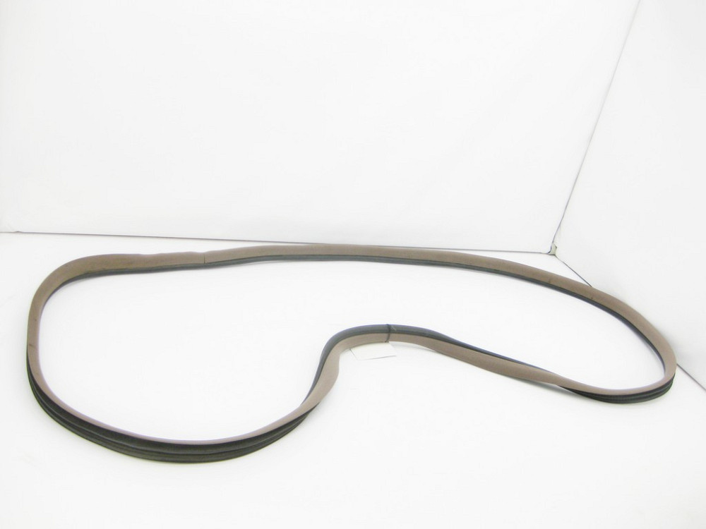 Mercedes-Benz  A1646900398 1B08 Ущільнювач задніх дверей на кузові бежевий ML W164 Одесса - изображение 3