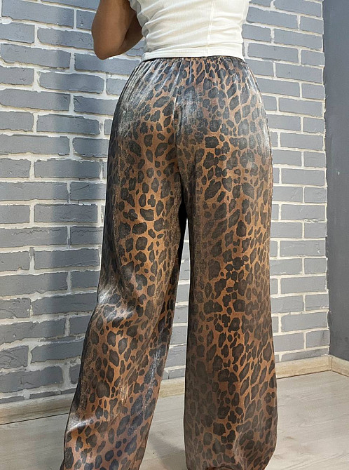 Брюки жіночі My fashion 1694 леопардовий принт palazzo широкі на резинці шовк one size коричневі, коричневий, one size Київ - фото 2