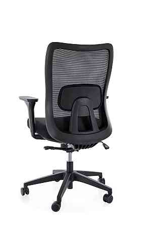 Крісло поворотне Q-724 чорне Киев