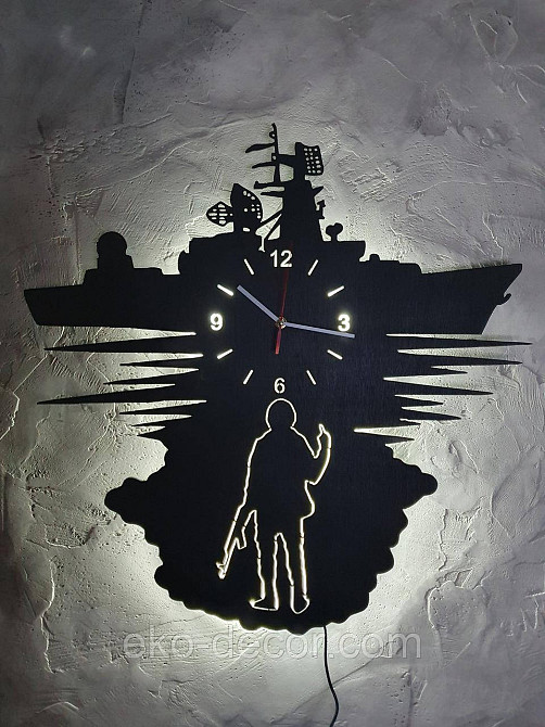 Настенные часы ''русский военный корабль иди нах*й